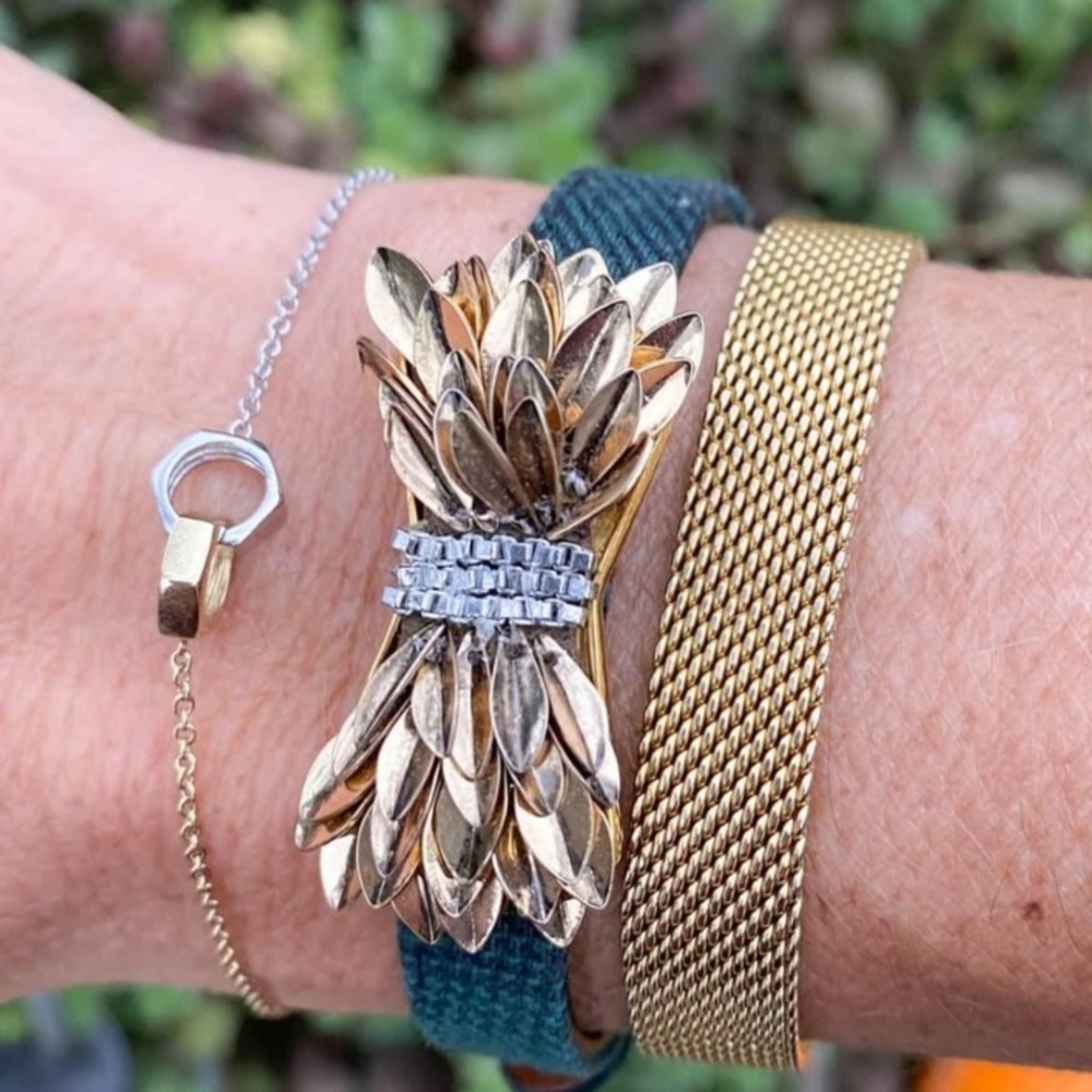 Stella & Dot Ultra Delicate Hardware Interlock Bracelet Mixed Metal Silv… - Picture 5 of 7